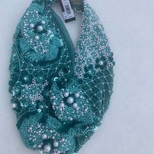 Mignonne Gavigan le charlot pearl scarf neklace